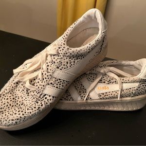 Gola sneakers